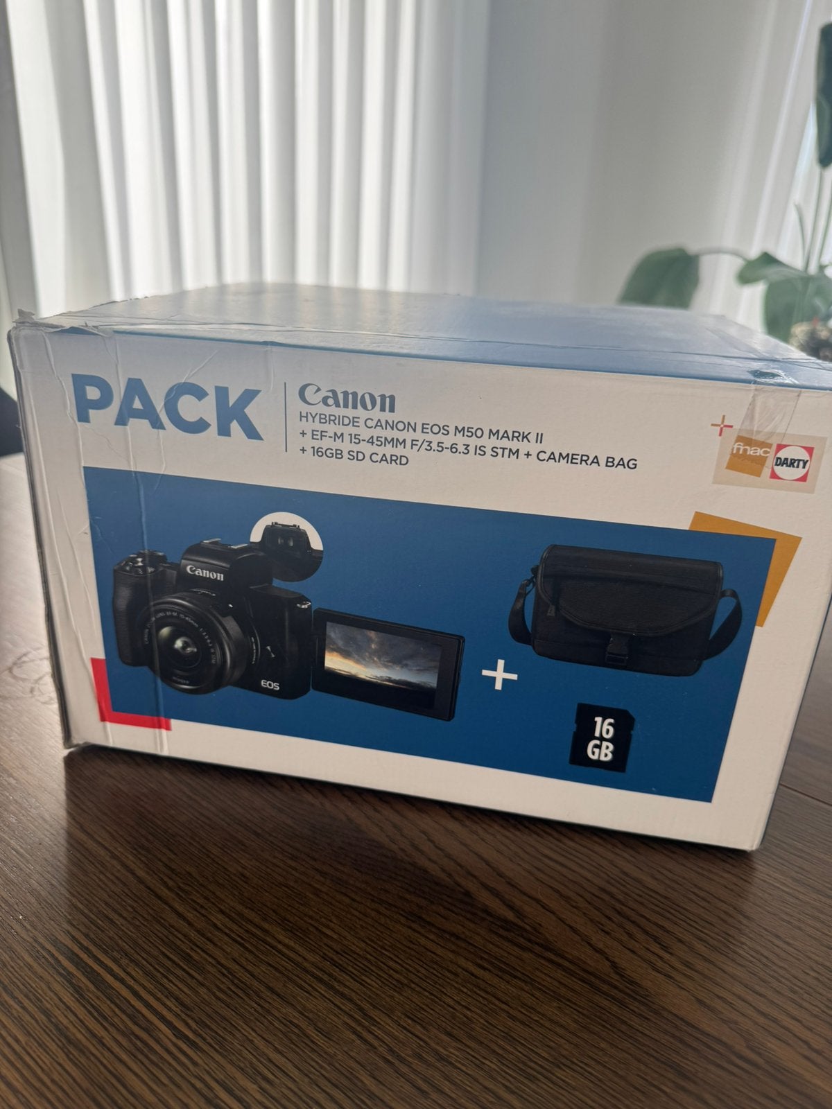 Canon EOS M50 - Mark II - 15-45mm lens - Nieuwstaat, Ophalen of Verzenden, Zo goed als nieuw, Canon
