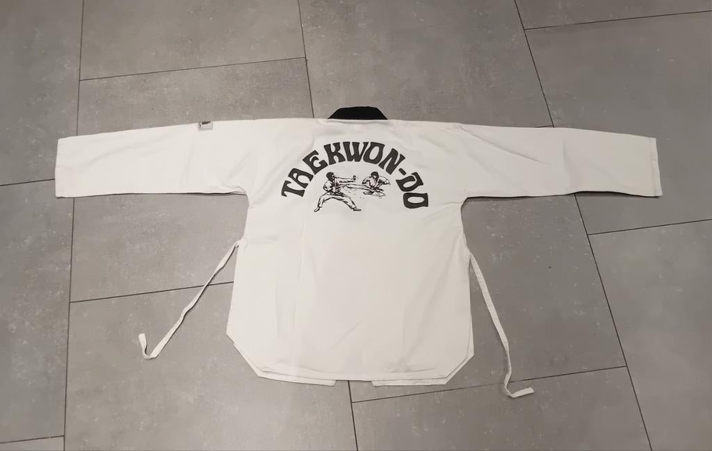 Taekwondo jas, Ophalen