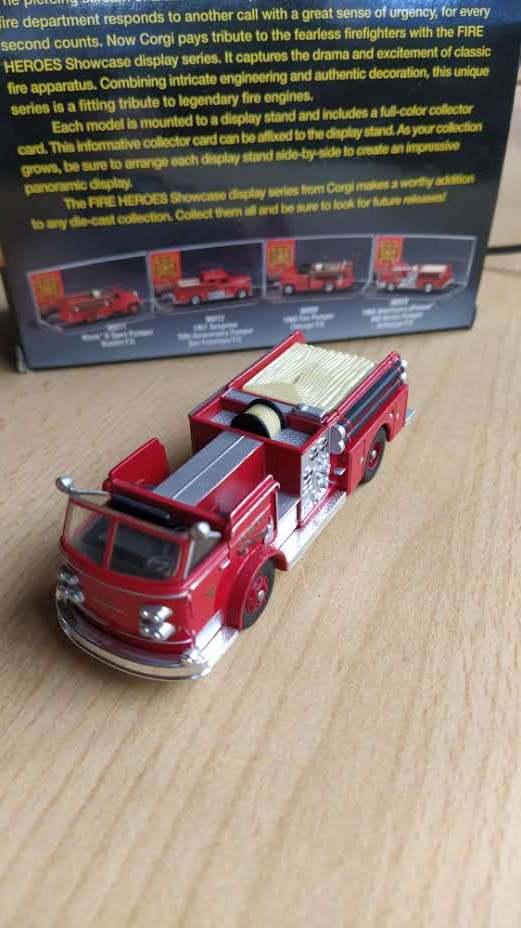CAMION DE POMPIER CORGI TOYS, NEUF + boite: E 7,50 !!!!, Hobby & Loisirs créatifs, Enlèvement ou Envoi, Neuf, Bus ou Camion, Corgi