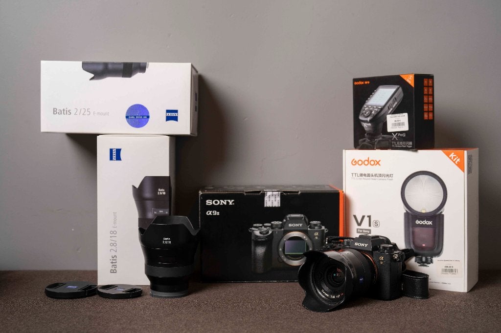 SONY A9 II + Zeiss Batis 25mm en 18mm + Flits Godox, Ophalen, Gebruikt, Systeemcamera, Sony