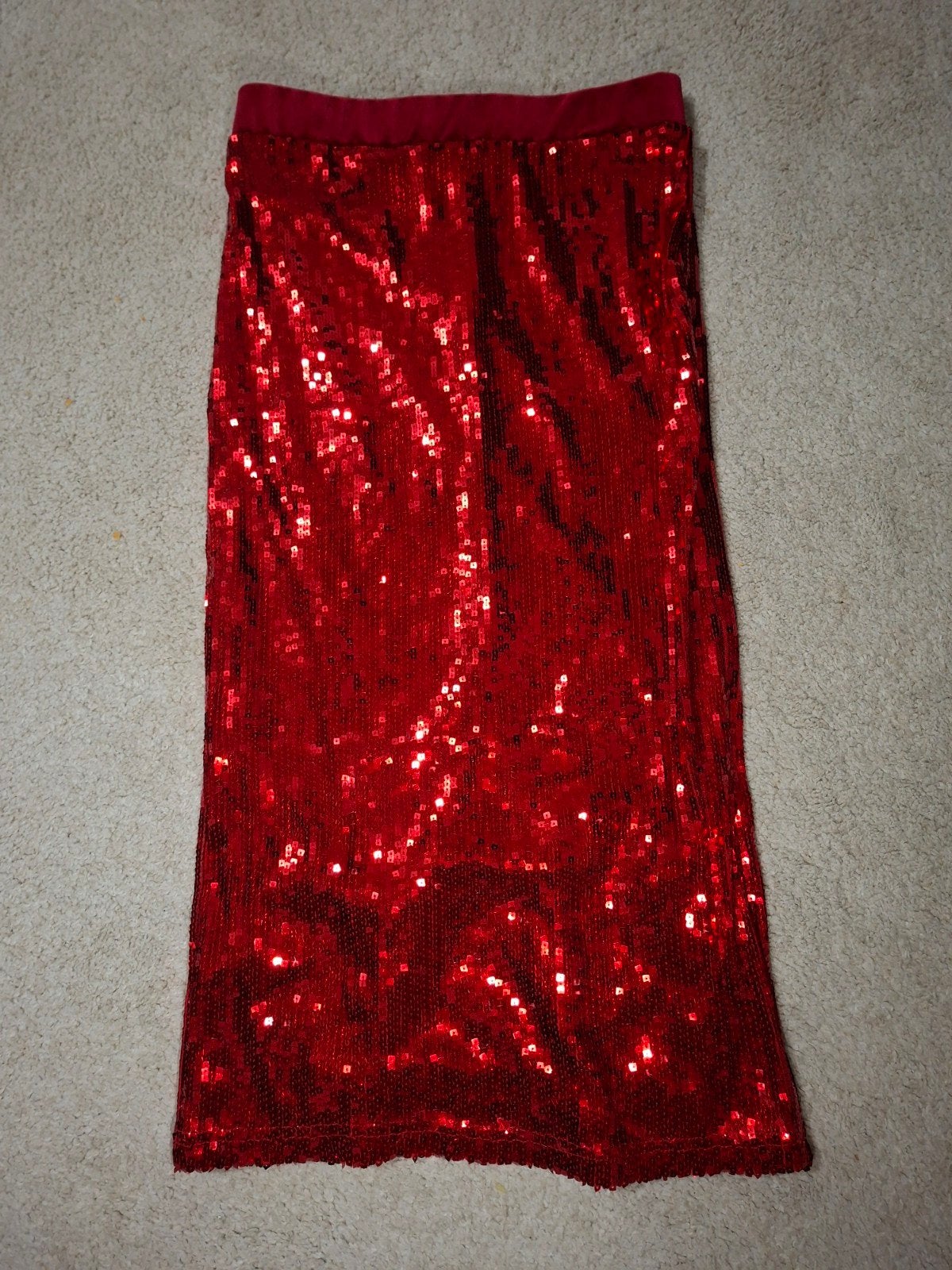 b.young Elegant skirt with red scales, Enlèvement ou Envoi, Taille 36 (S), B.young, Robe de cocktail