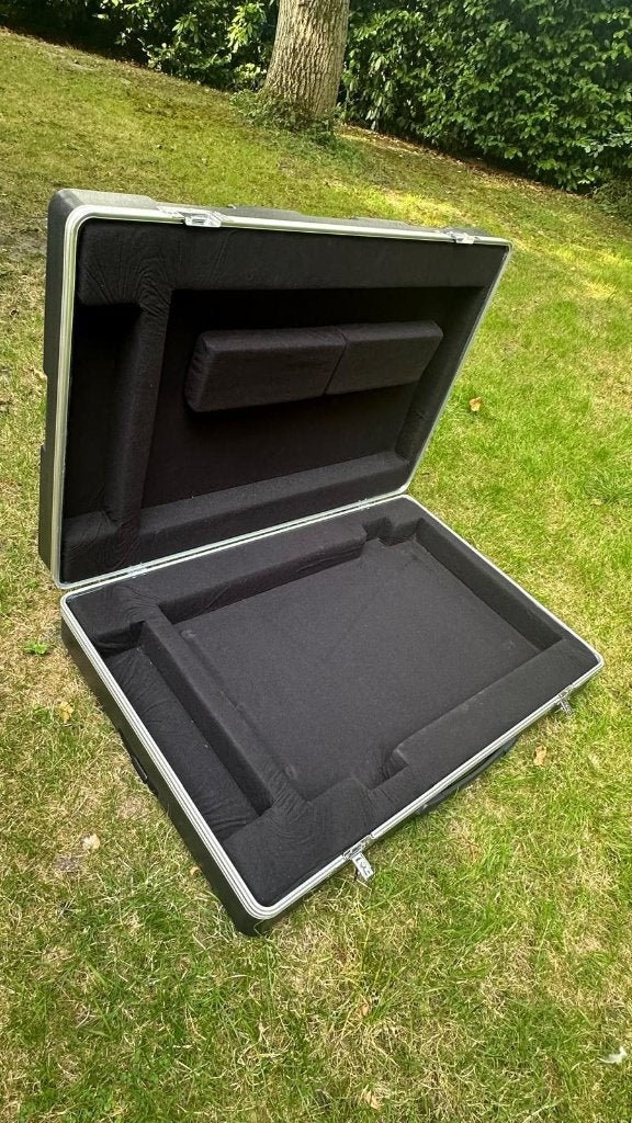 Flightcase d'origine Moog Voyager, Enlèvement, Utilisé, Clavier ou Synthétiseur, Flight case