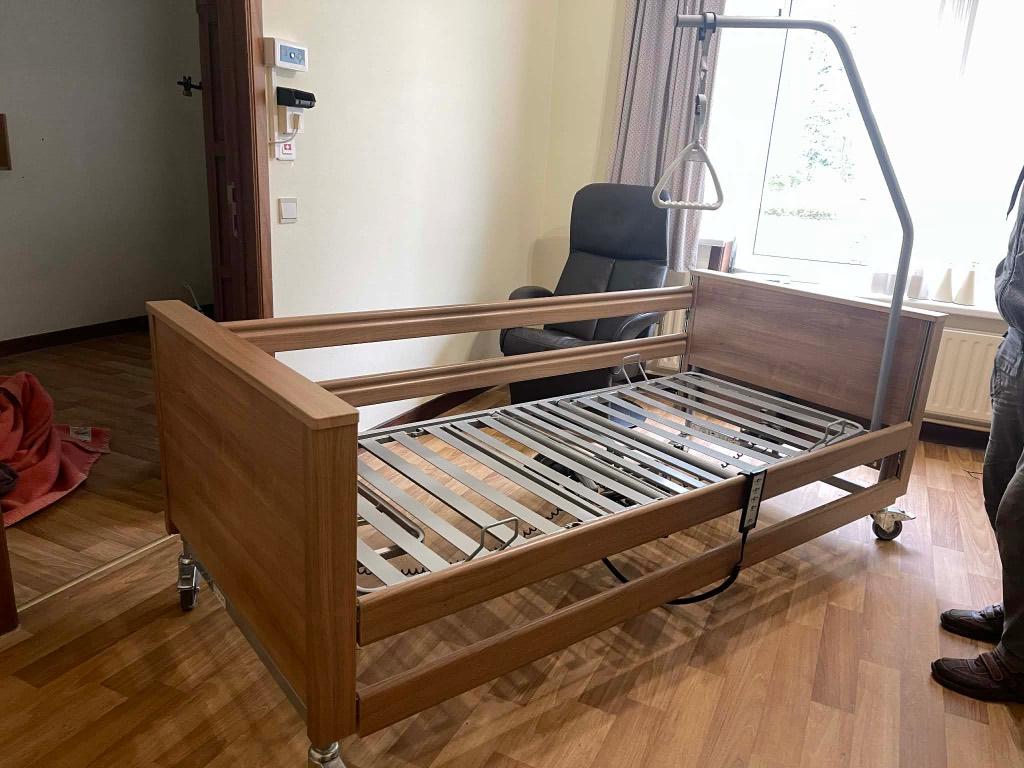 Eenpersoons elektrisch bed, Ophalen, Gebruikt, Eenpersoons, Verstelbaar