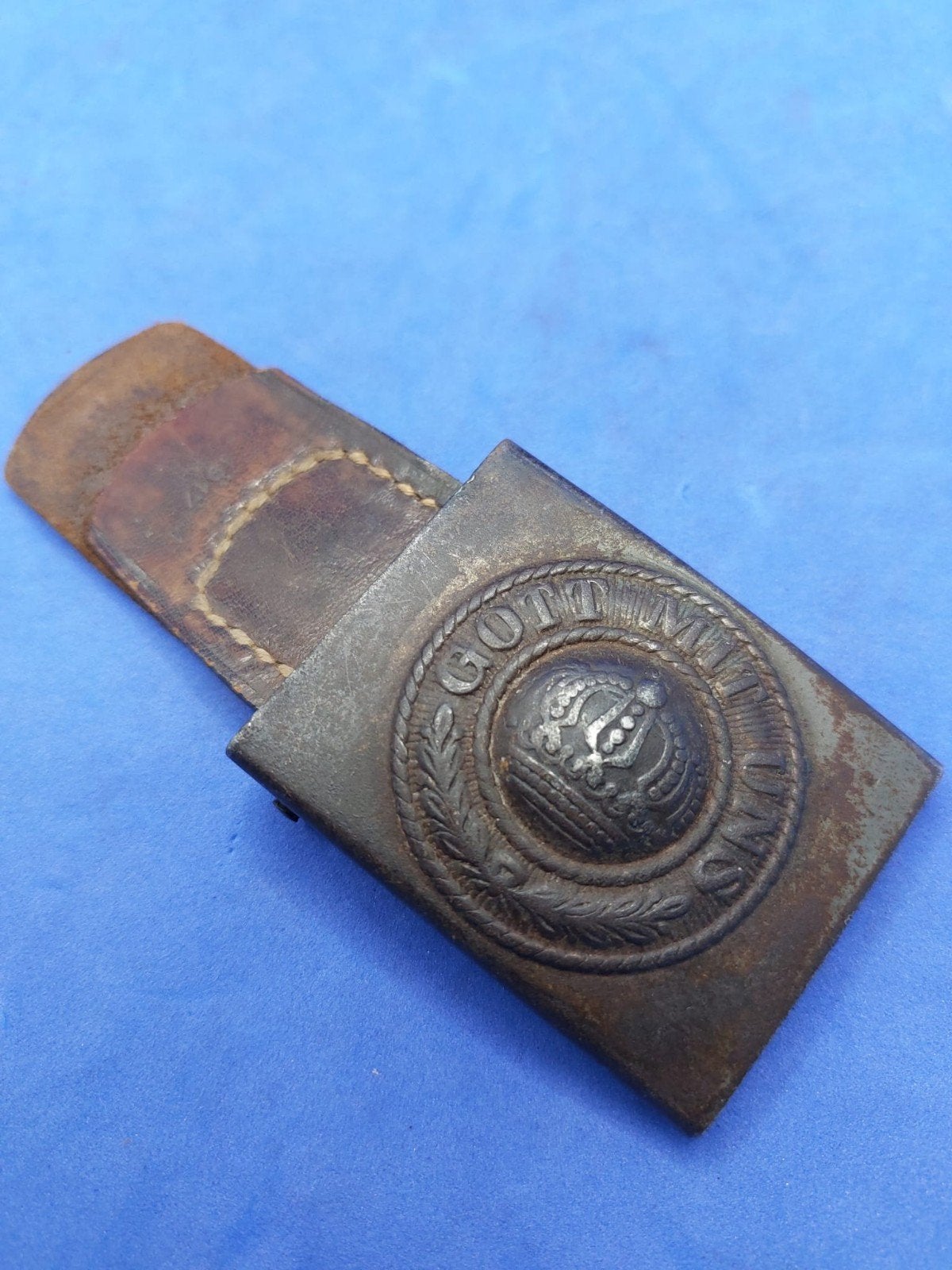 ​Duits WO1 Koppelslot M1915 met Lederen Tong Mannheim, Ophalen of Verzenden, Landmacht, Embleem of Badge