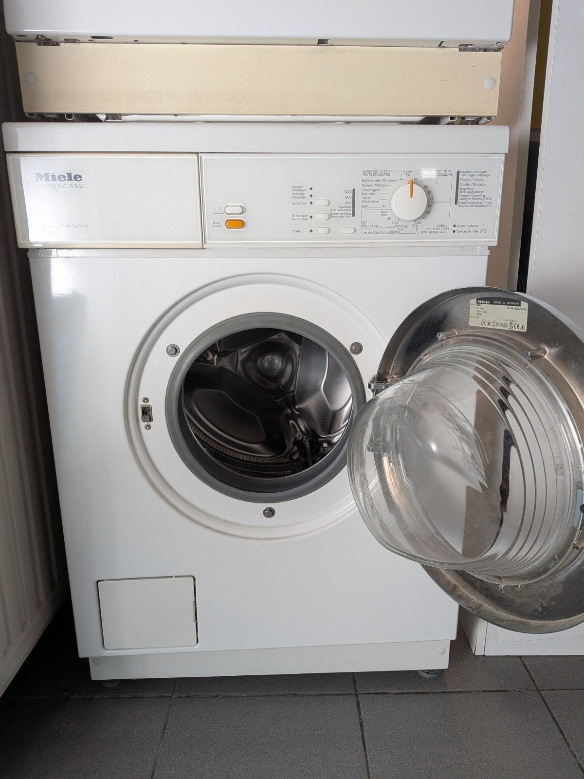 Miele wasmachine novotronic w842, Elektronische apparatuur, Wasmachines, Ophalen