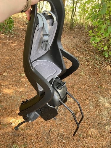 Siège vélo enfant arrière POLISPORT Max. 22kg + base inclus!, Vélos & Vélomoteurs, Enlèvement, Utilisé, Repose-pieds