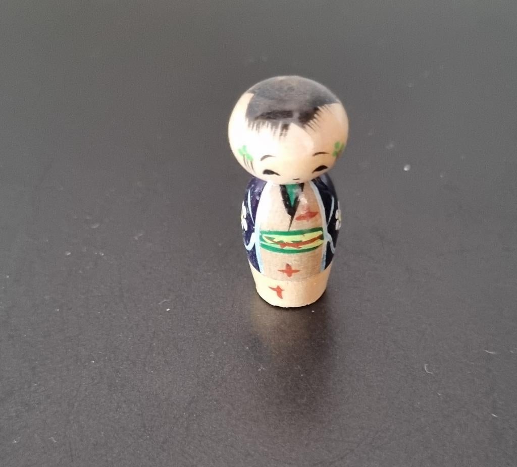 Super schattige miniatuur kokeshi, Antiek en Kunst, Kunst | Niet-Westerse kunst, Verzenden