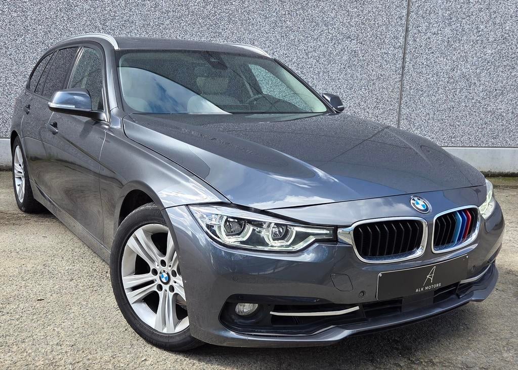 BMW 318i M-PACK **GARANTIE*PANO*AUTOMAAT*LED**, Auto's, BMW, Automaat, Achterwielaandrijving, 4 cilinders, Leder en Stof