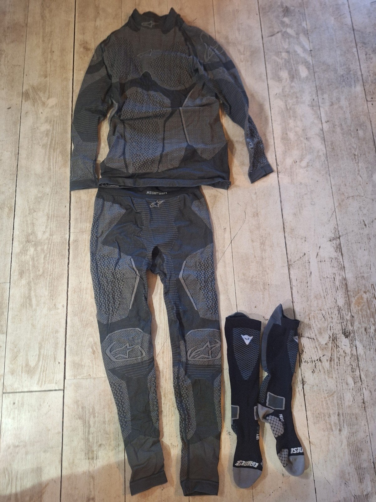 Alpinestars onderkleding maat XL-XXL + Dainese kousen 41-43, Motoren, Ophalen