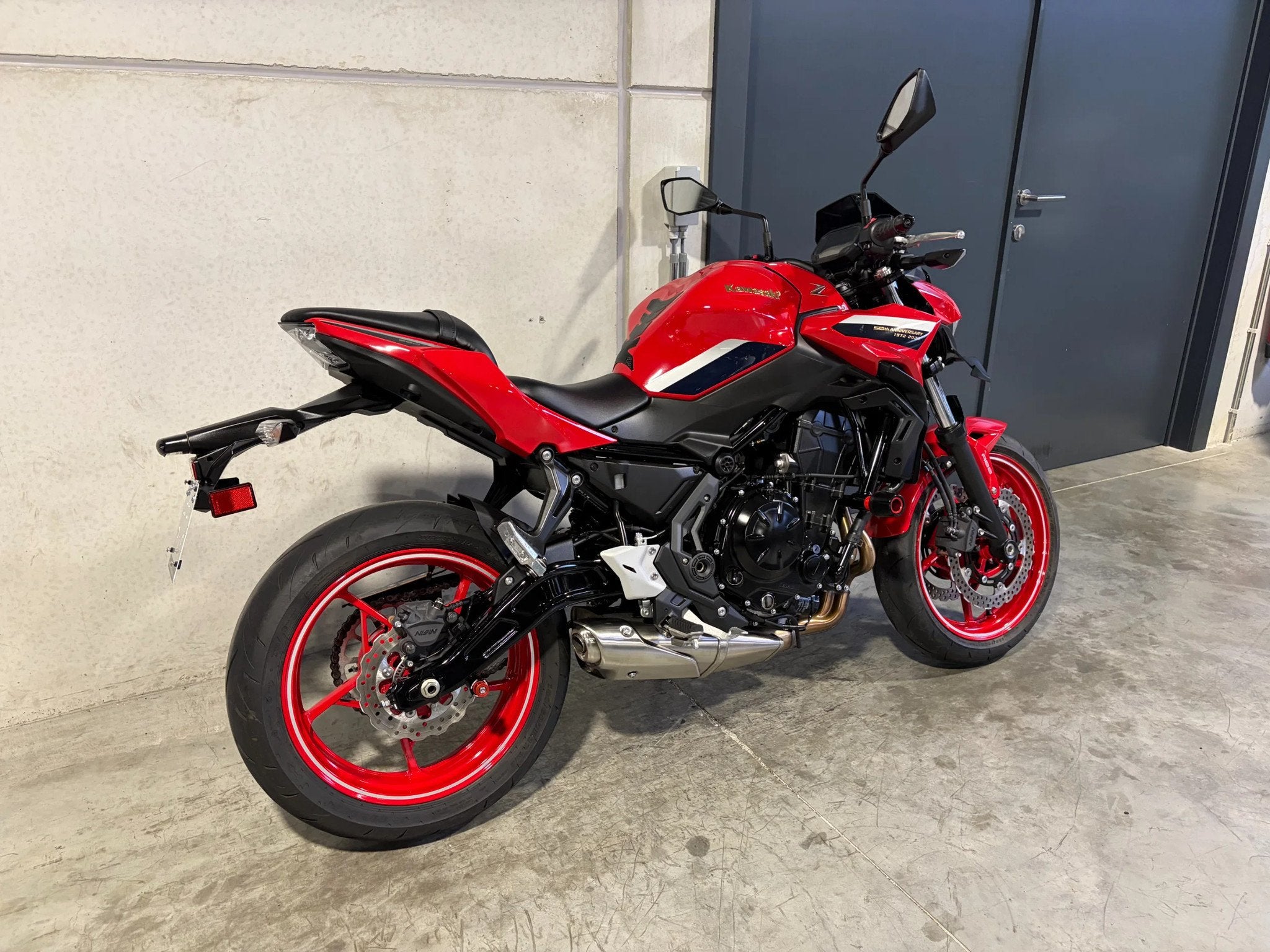 Kawasaki Z650 anniversary edition in topstaat (bj 2023), Bedrijf, Meer dan 35 kW, Overig, 650 cc