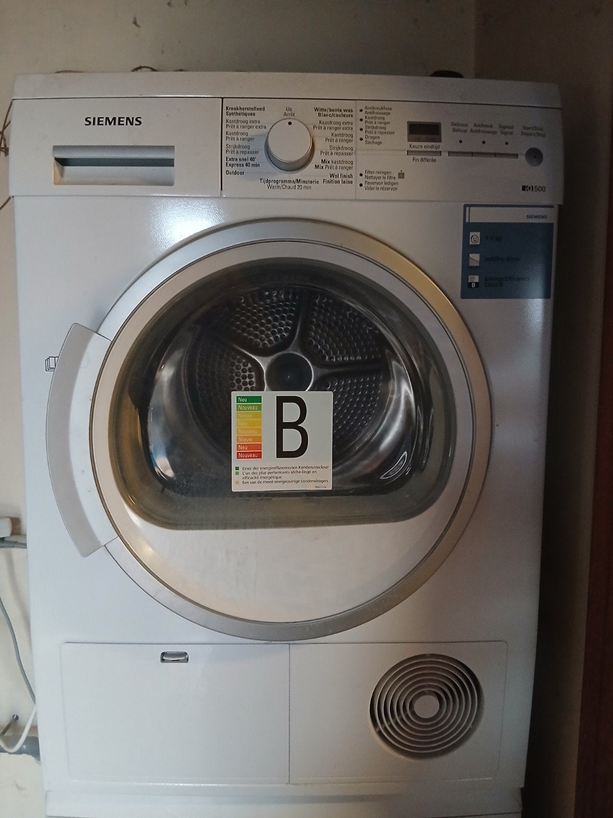 Siemens condensdroger (Type WT46E) – Droogt perfect, Elektronische apparatuur, Ophalen