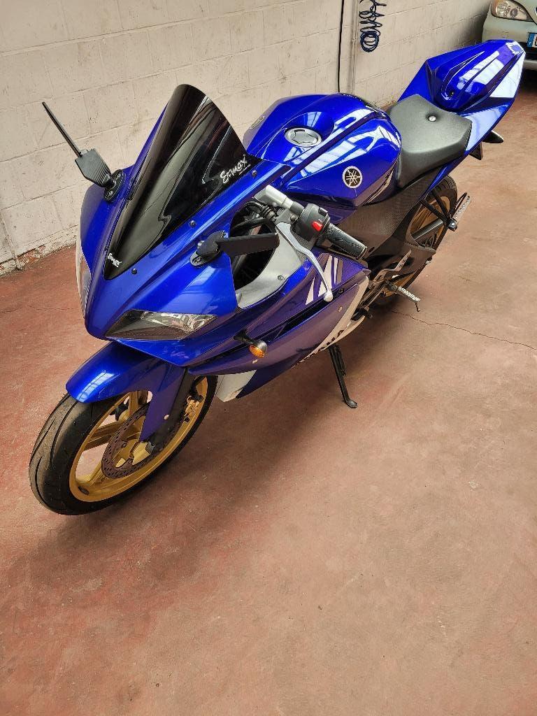 Yamaha YZFR 125 2011., Motoren, Motoren | Yamaha, Occasion, 125 cc, 11 kW of minder, Handgeschakeld