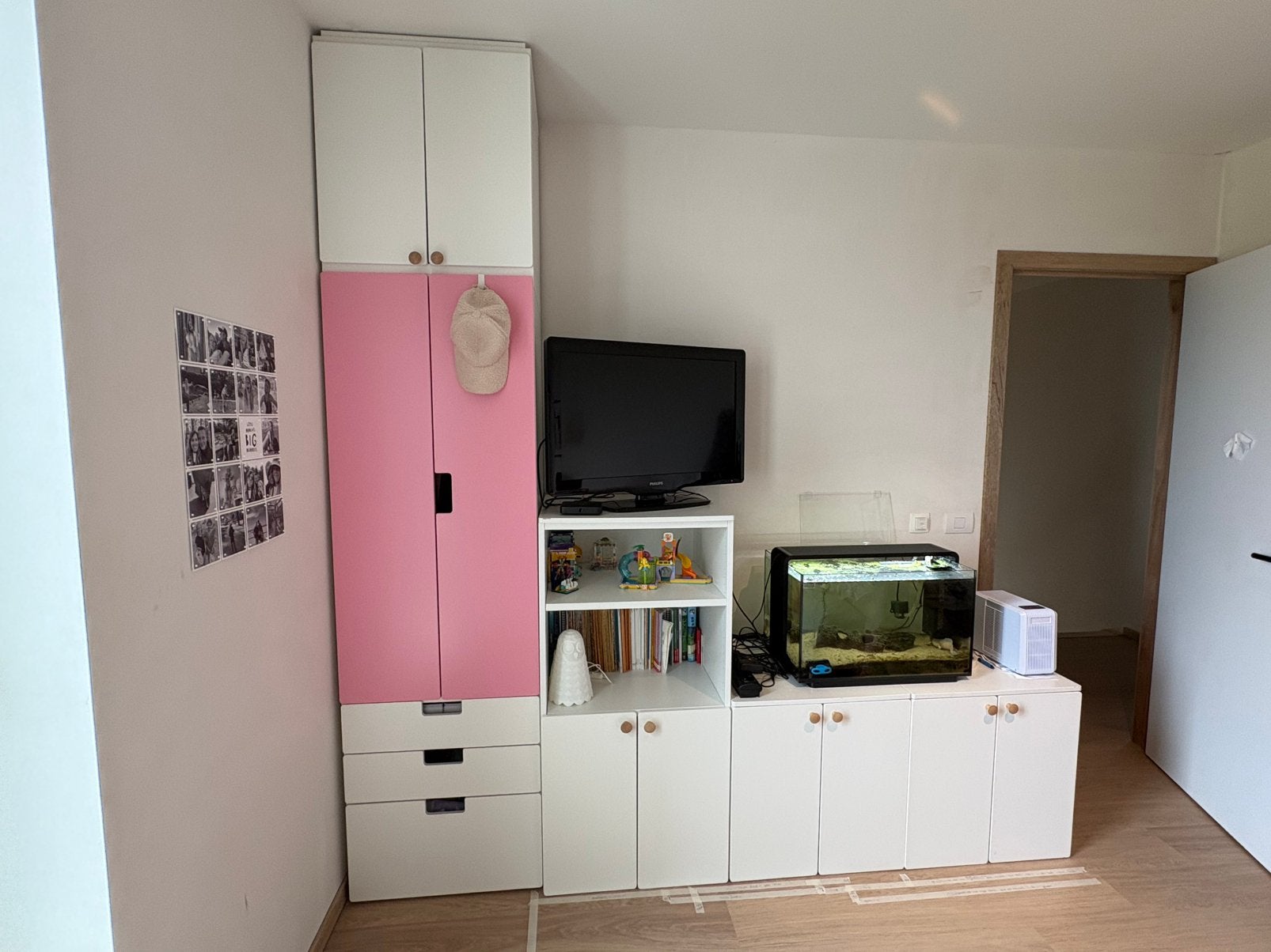 Småstad ikea kasten: kleerkast, boekenkast, 3 losse kasten, Kinderen en Baby's, Kinderkamer | Commodes en Kasten, Ophalen, Kast