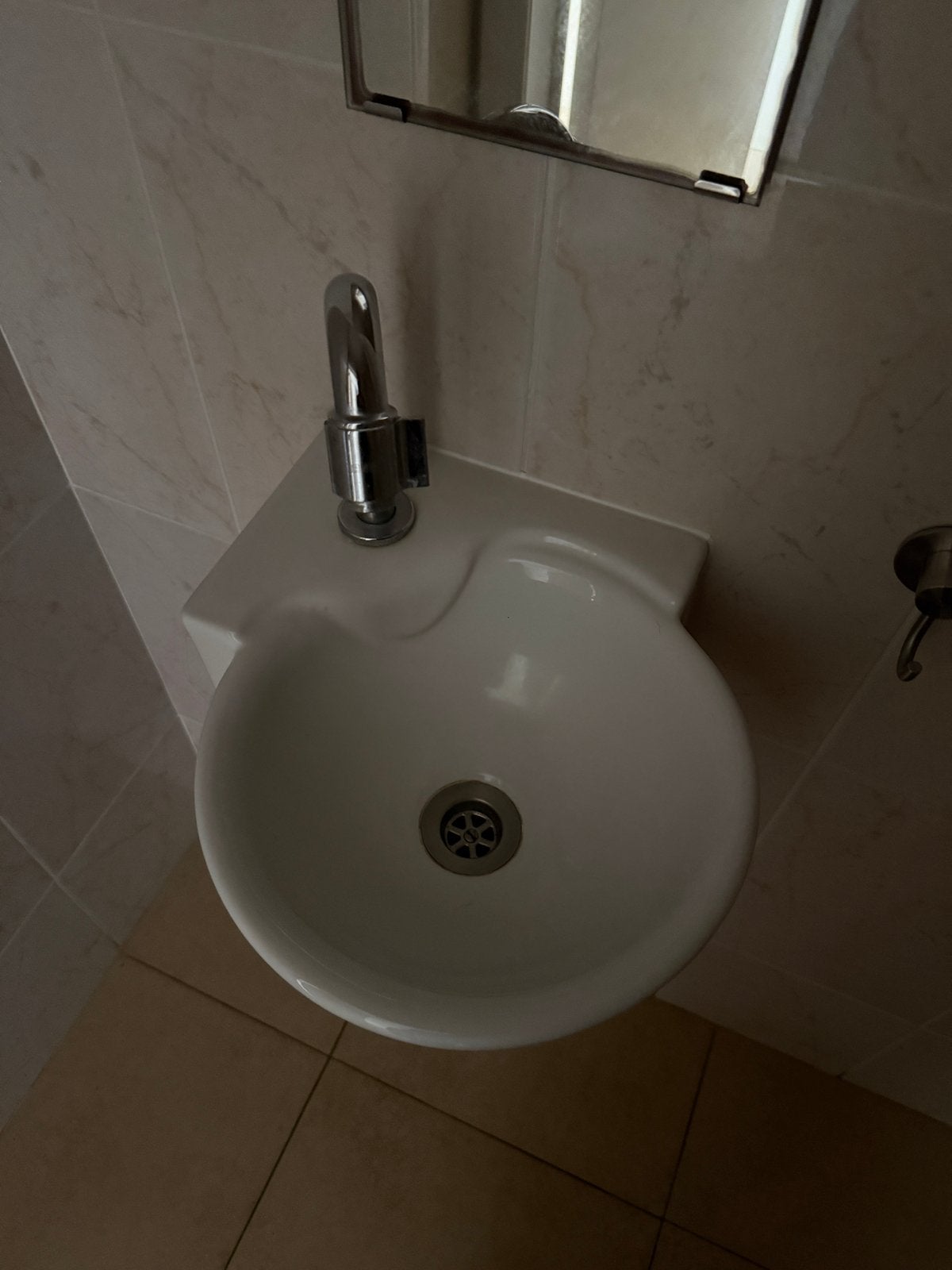 Lavabo zelf uit te breken (woning wordt gesloopt), Ophalen, Gebruikt, Wasbak of Wastafel