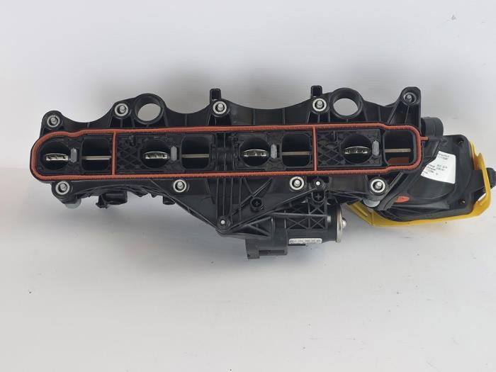 Tubulure d'admission d'un Mercedes E-Klasse, Neuf, 6 mois de garantie, -, -