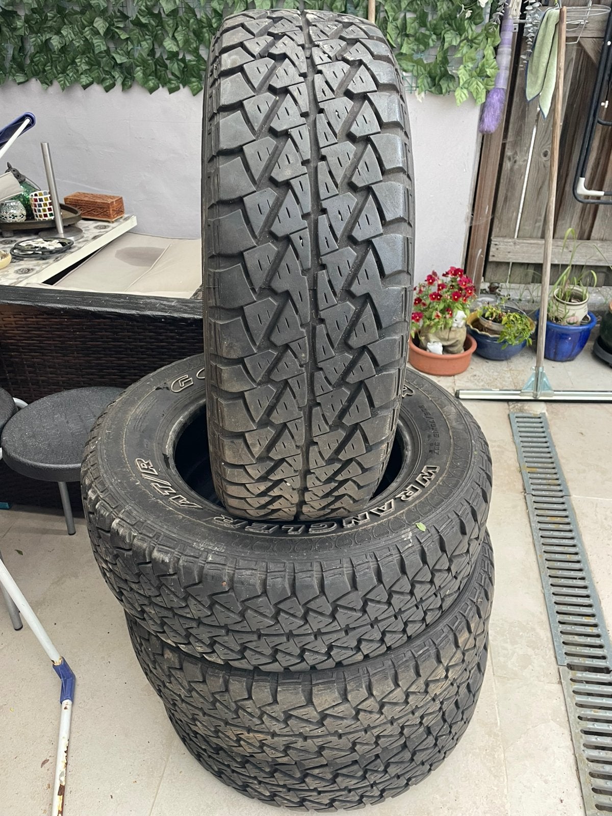 Pneus d'hiver Goodyear (4 pièces), Enlèvement, Comme neuf