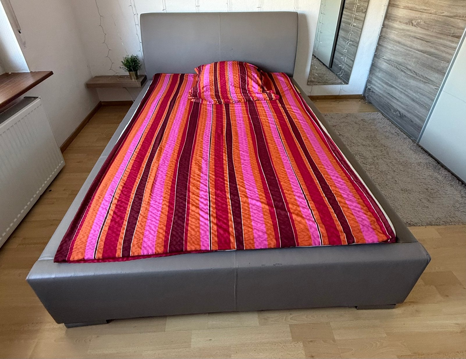 Mooi gestreept dekbedovertrek/bordeaux/135 x 200, Gebruikt, Eenpersoons, Verzenden, 140 cm