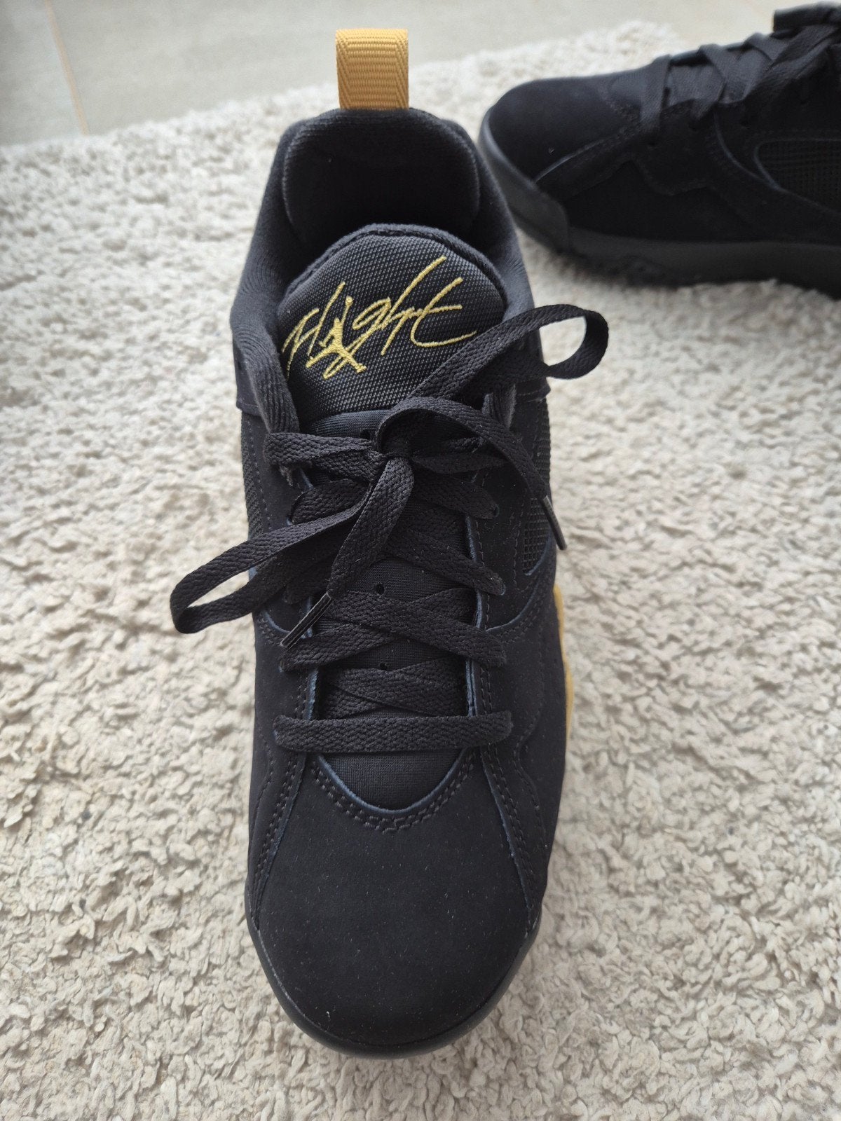 Jordan MVP 92 Black/Metallic Gold – Taille 40 – Neuves av, Enlèvement ou Envoi, Neuf, Chaussures