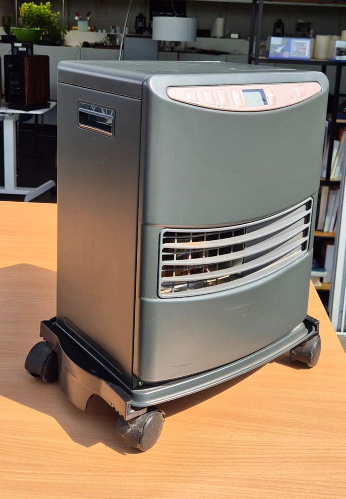 KEROSUN (by Toyotomi) Petroleumkachel - Laserkachel 3000 W –, Huis en Inrichting, Ophalen, Petroleumkachel