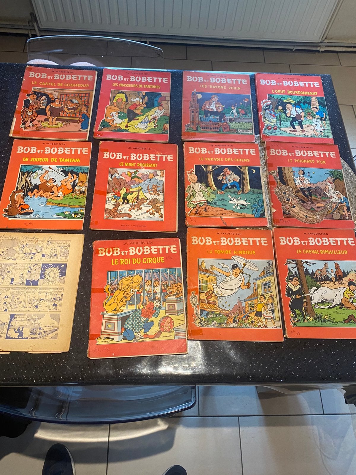 Lot de 35 Bob et Bobette, Enlèvement, Comme neuf