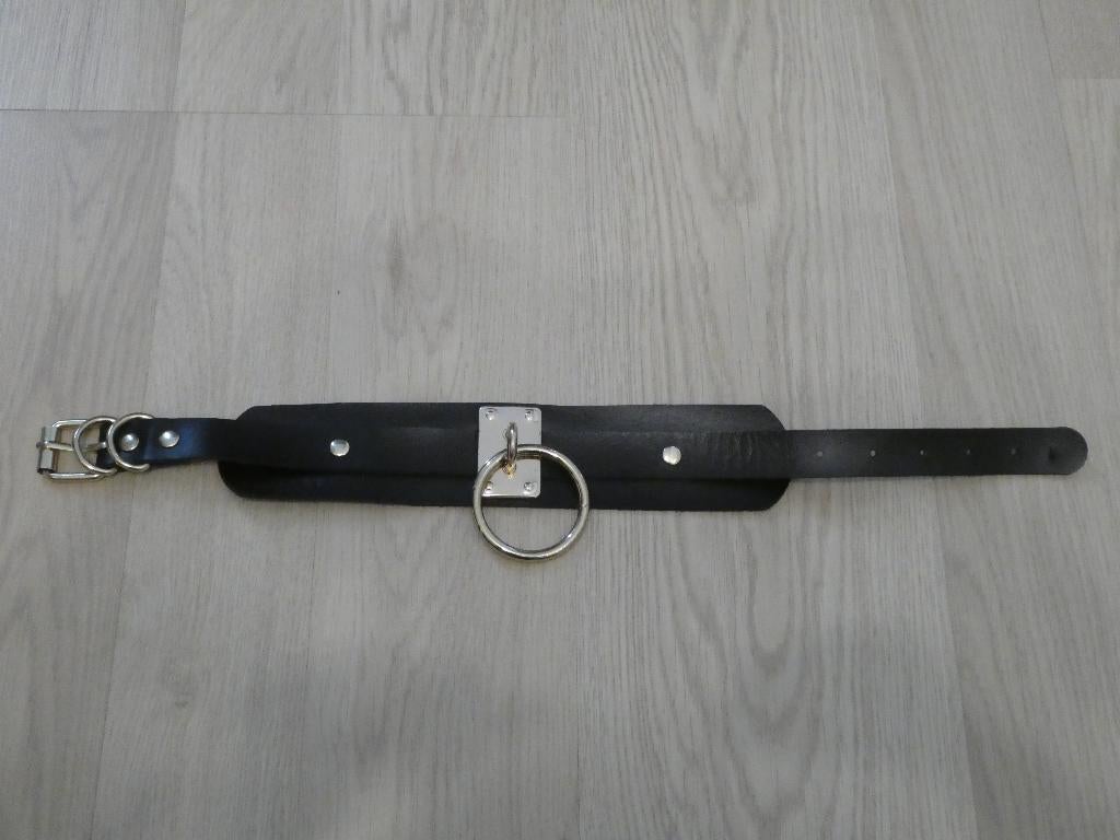Set Van 2 Collars, Ophalen of Verzenden, Zo goed als nieuw