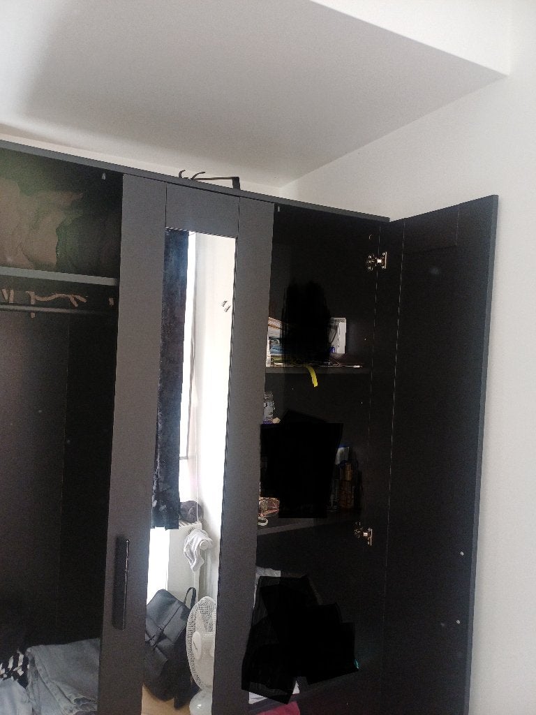 Canapé convertible IKEA + Armoire IKEA – 100 € les deux, Huis en Inrichting, Zetels | Zetels, Ophalen, Overige materialen, 150 tot 200 cm