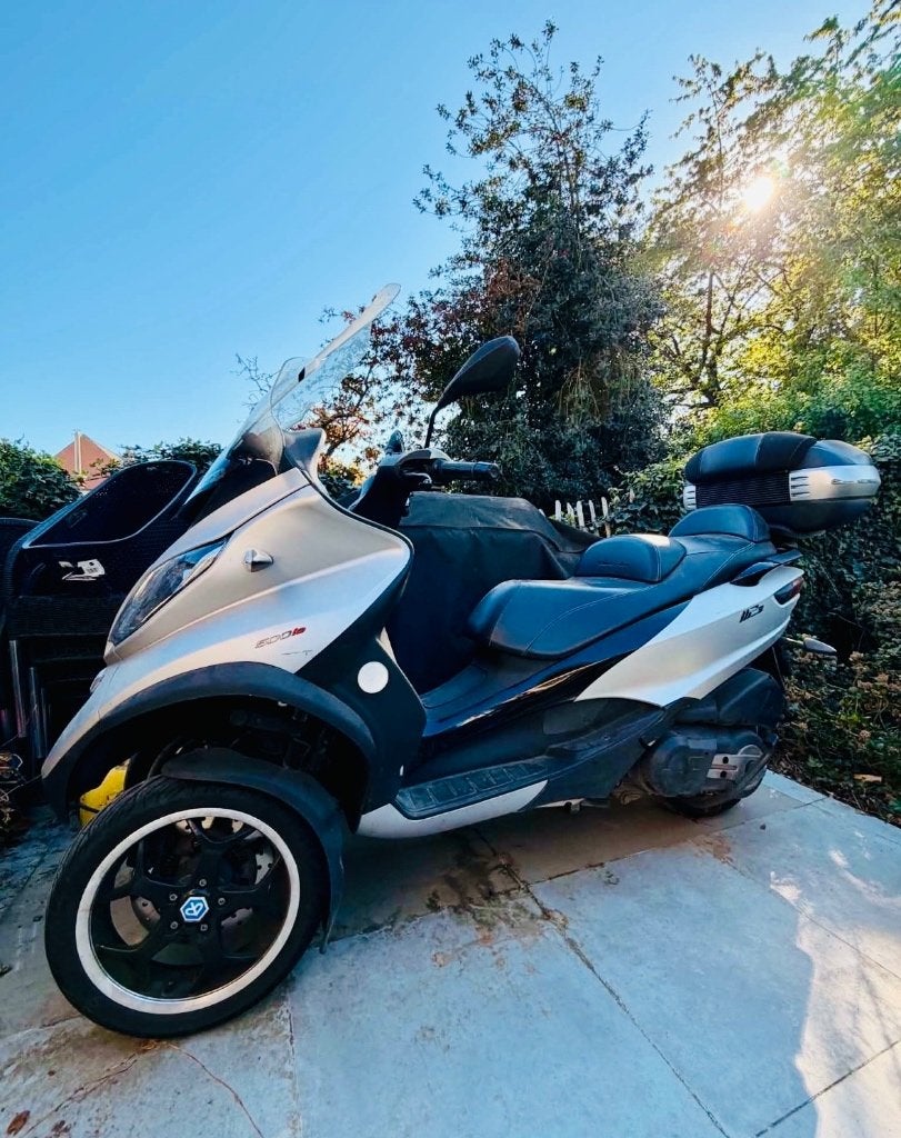 Scooter piaggio mp3 500cc sport, Fietsen en Brommers, Ophalen, Zo goed als nieuw, Benzine, 500 cc