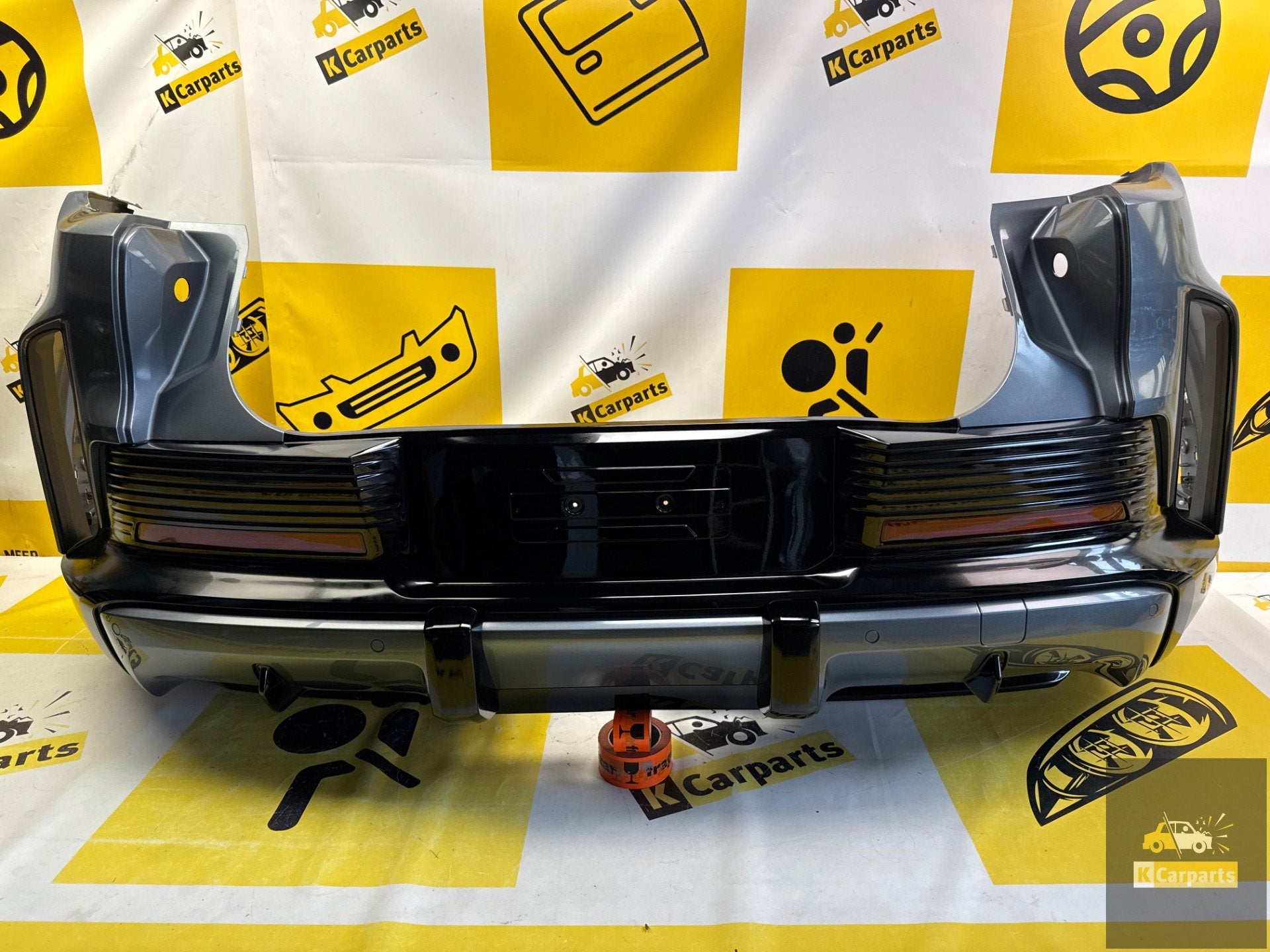 Pare-chocs arri re PORSCHE CAYENNE-TURBO S 9Y4 6xPDC 9Y48074, Arrière, Pare-chocs, Porscheplatz 1
70435  Stuttgart, DE, Porsche