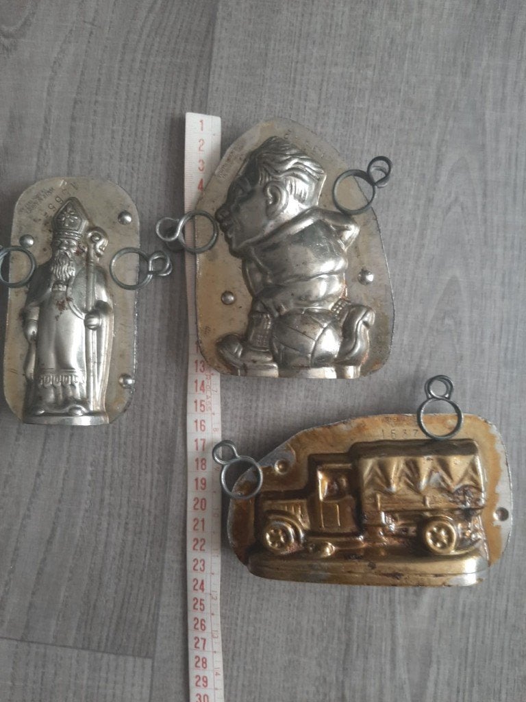 Diverse oude chocoladevorm Vormenfabriek Tilburg Holland, Ophalen