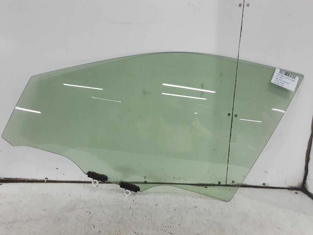 VITRE AVANT GAUCHE Toyota RAV4 (A5) (01-2018/-), Kundenbetreuung@toyota.de, Toyota, Utilisé, Toyota-Allee 2
50858  Köln, DE