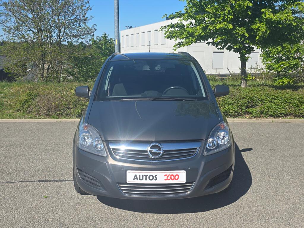 Opel Zafira 7 places essence/climatisation/garantie et inspe, Autos, Achat, Entreprise, Boîte manuelle, Zafira