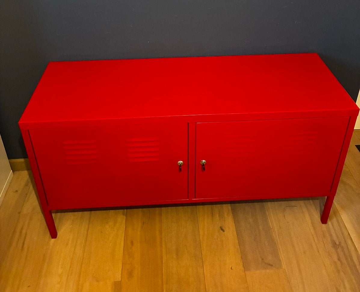 Rode metalen kast IKEA, Ophalen, Zo goed als nieuw