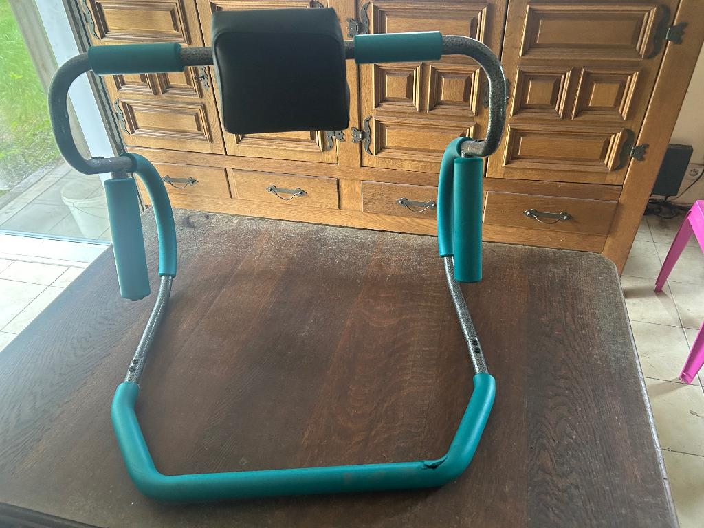 Turntoestel voor de rugspieren, Ophalen, Buik
