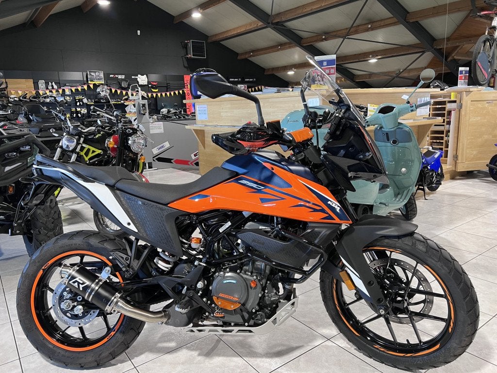KTM 390 Adventure + Roues off Road offerts, Entreprise, 12 à 35 kW, 375 cm³, Naked bike