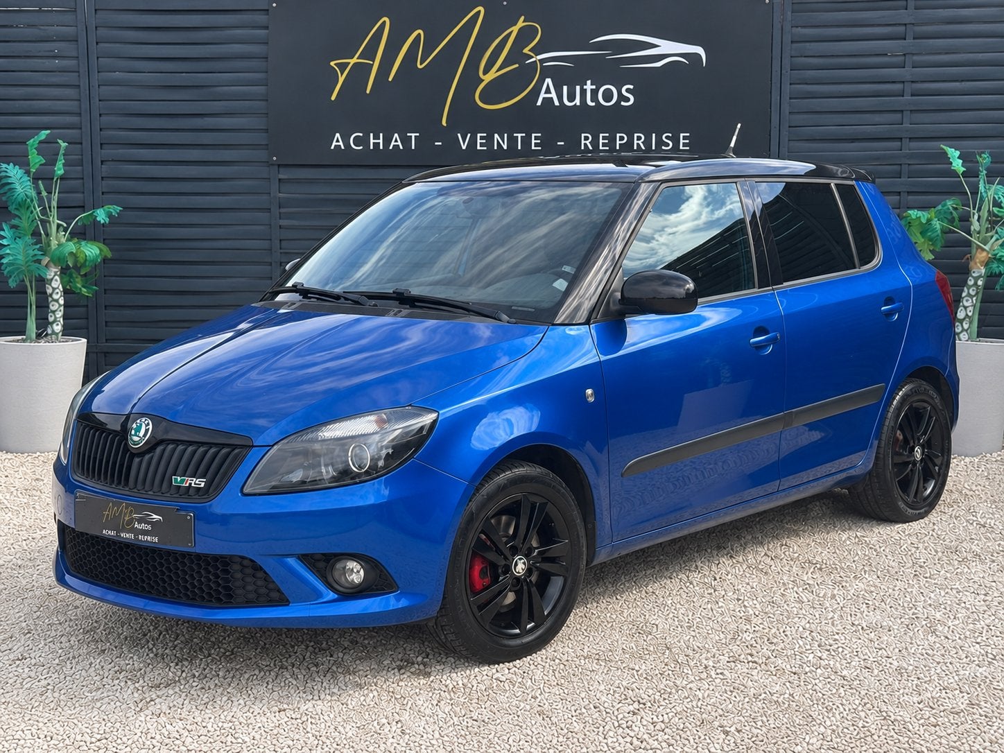 Skoda Fabia RS 1.4 TSI */*BOITE AUTO+CAR PLAY+REGULATEUR*/*, Autos, Euro 5, Achat, Carnet d'entretien, Noir