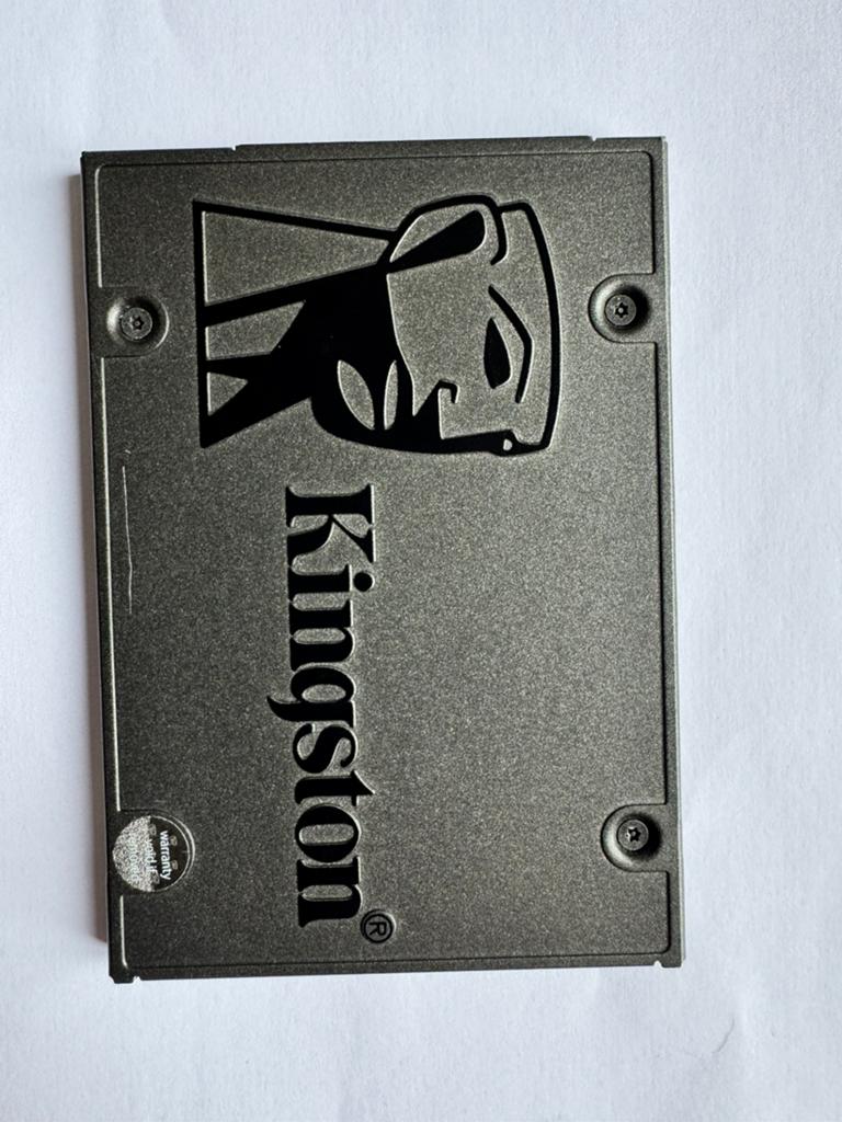 SSD 240 go, Enlèvement, Comme neuf, SATA, SSD