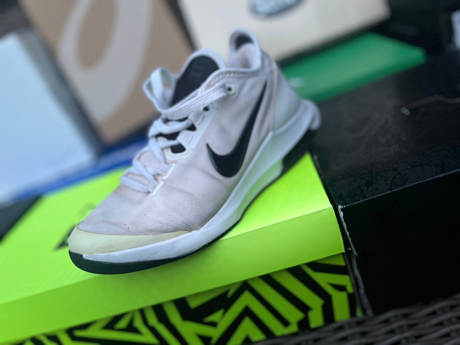 Chaussures de tennis Nike Air, Comme neuf, Enlèvement, Chaussures de sport, Blanc