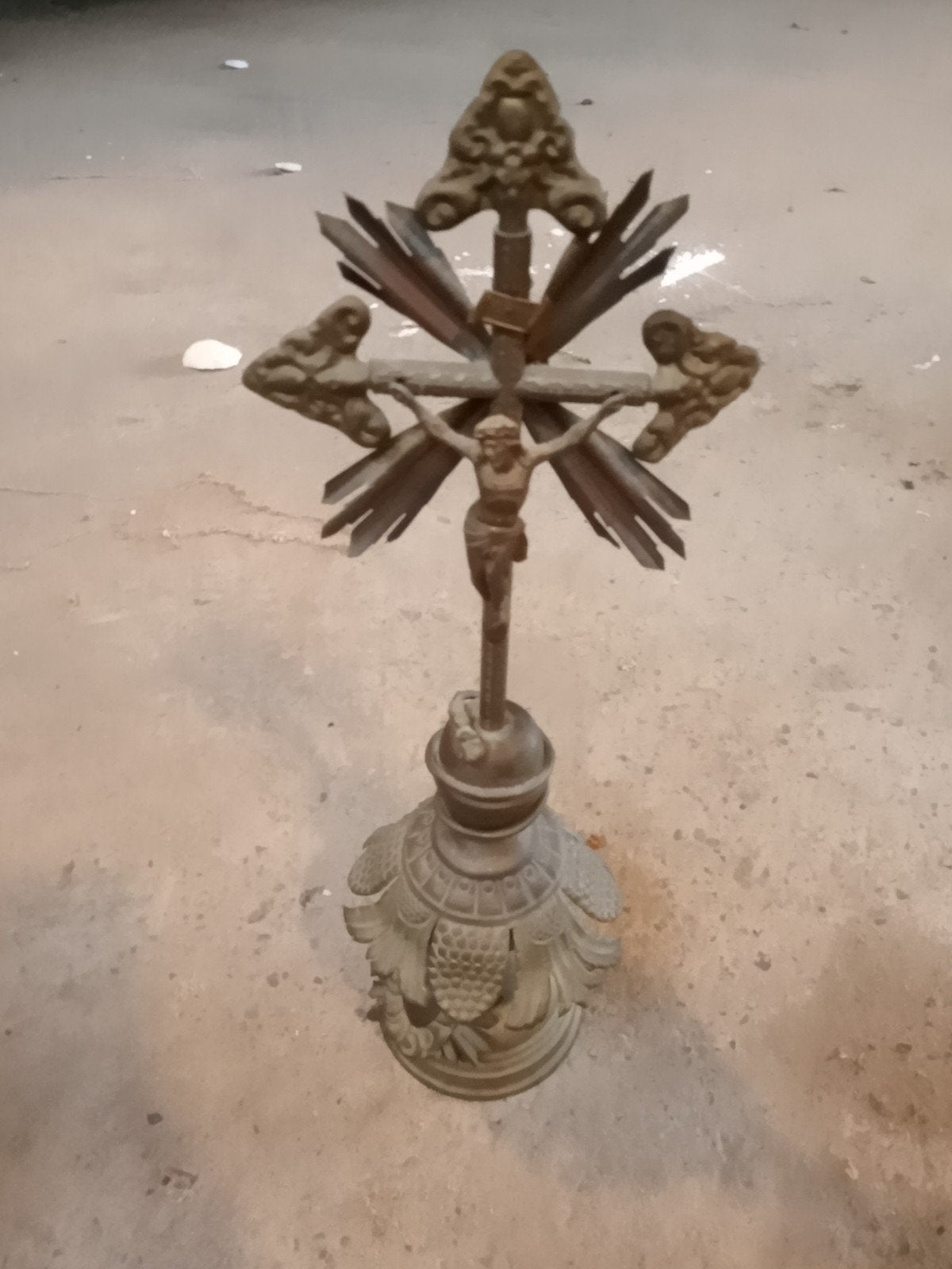 Geel koper Christus beeld, Antiek en Kunst, Ophalen