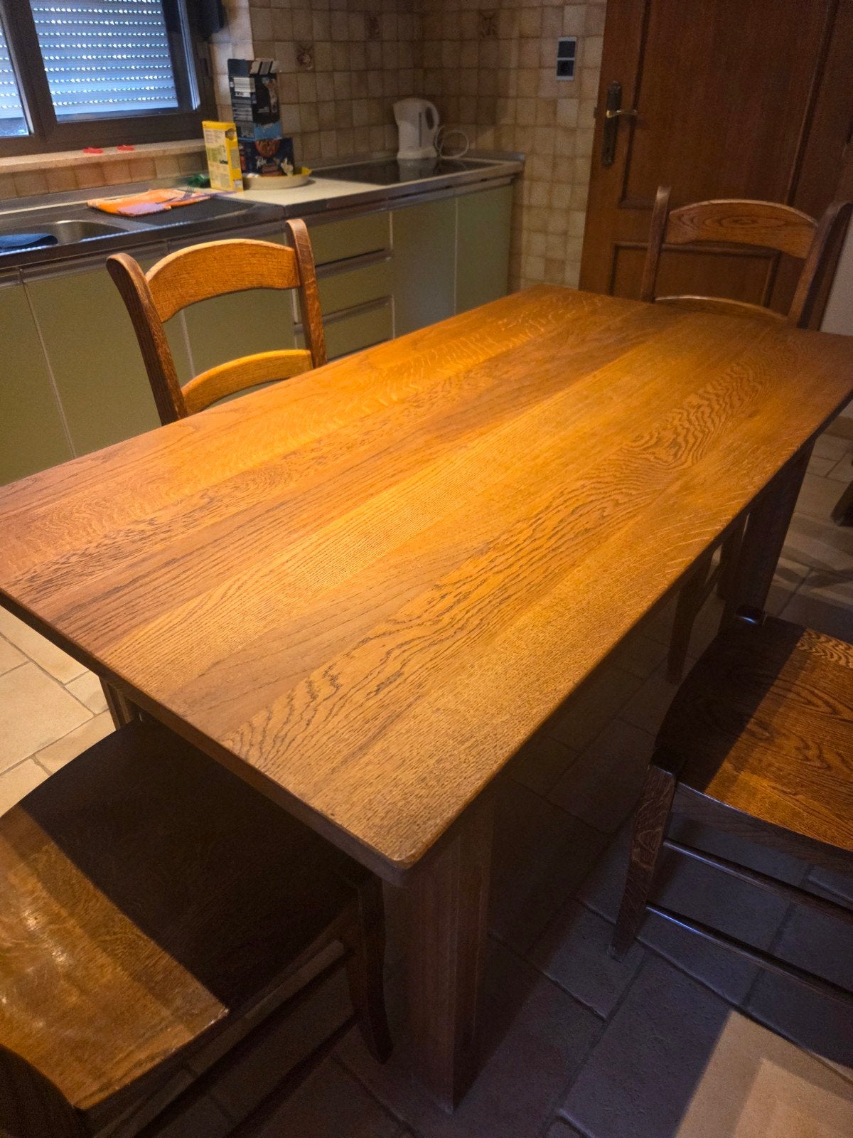 eiken tafel met 4 stoelen, Ophalen