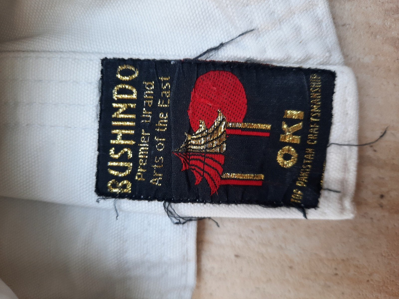 karatepak maat 160 cm merk Bushindo, Sport en Fitness, Vechtsporten en Zelfverdediging, Ophalen of Verzenden, Gebruikt, Karate