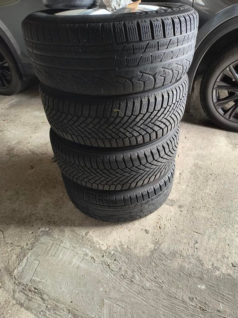 Winterbanden Hyundai ix35 op alu velg, Auto-onderdelen, Banden en Velgen, Ophalen, Gebruikt, Banden en Velgen, 17 inch