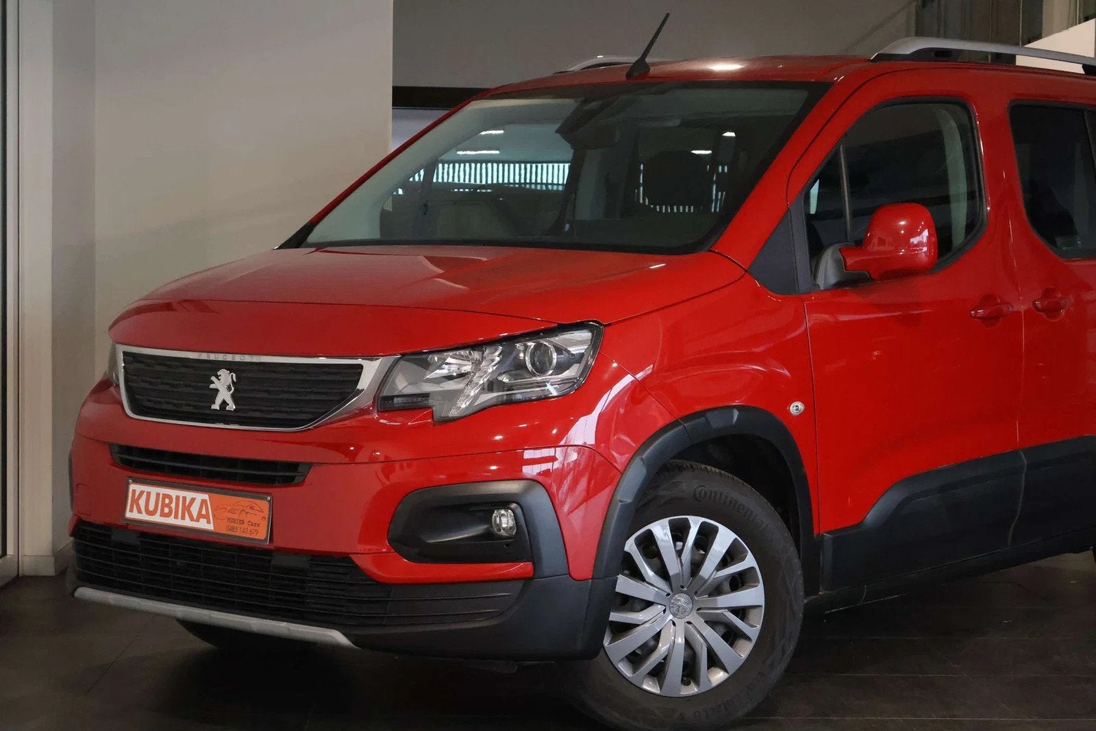 Peugeot Rifter Rifter 1.2 PureTech ParkS Navi CruiseC Garant, Autos, Peugeot, Rouge, Achat, Euro 6, Entreprise