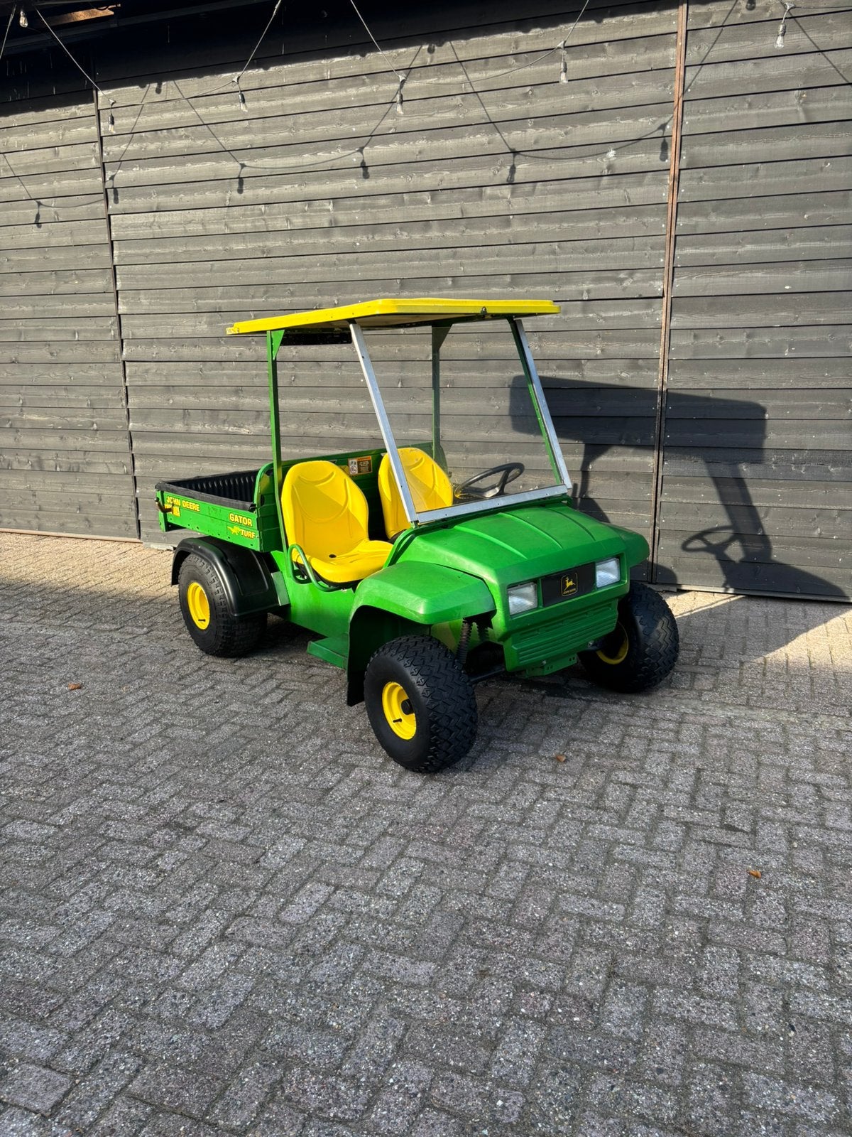 John deere gator met kenteken, Enlèvement