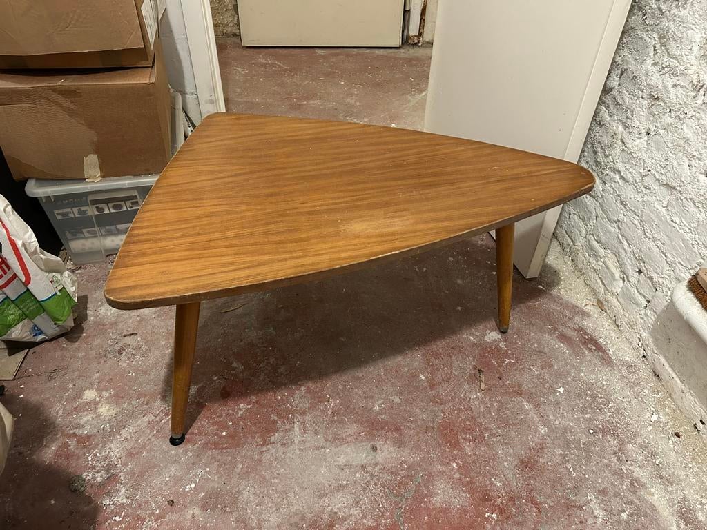 Table d'appoint Vintage LS, années 60/70, triangulaire, Enlèvement, Utilisé