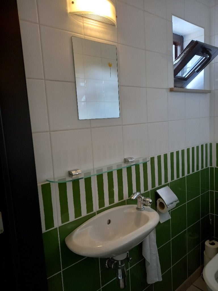 Lavabo toilet, Huis en Inrichting, Ophalen, 50 tot 100 cm, Zo goed als nieuw, Minder dan 25 cm