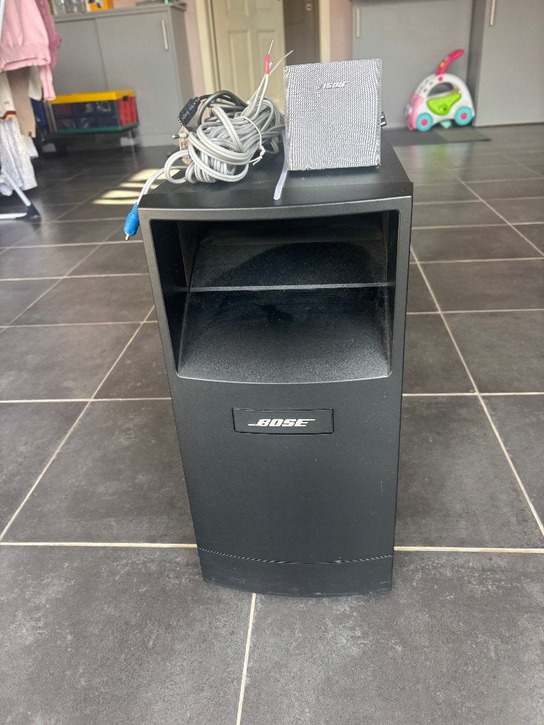 HOME CINÉMA BOSE ACOUTIMASS 6 III, TV, Hi-fi & Vidéo, Autres marques, Comme neuf, Enlèvement, 70 watts ou plus