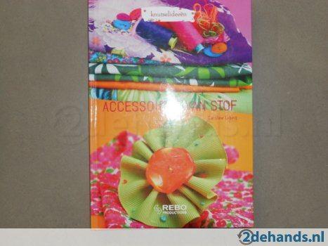 boek knutselideeën met stof ideaal van kleuteronderwijs, knu, Boeken, Ophalen of Verzenden, Zo goed als nieuw