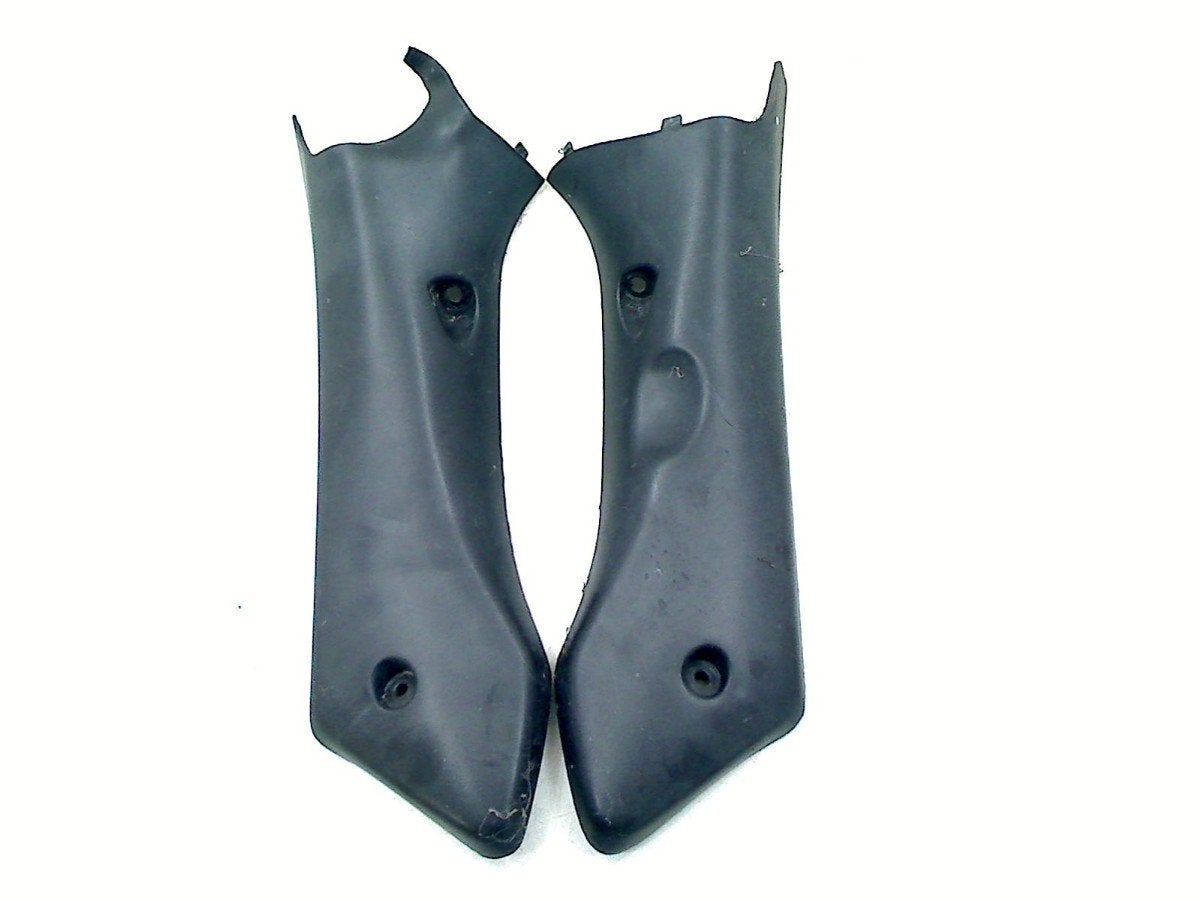 CARENAGE PANNEAU INTERNE Yamaha, Dhr. S. di Majo, Utilisé, Info@cama-motorparts.nl, P.J. Troelstraweg 8 8
3144 CX  MAASSLUIS, NL
