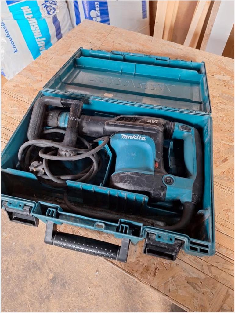 Makita SDS-max AVT Breekhamer in koffer, Doe-het-zelf en Bouw, Ophalen, 600 watt of meer, Boor- en/of Breekhamer, Zo goed als nieuw