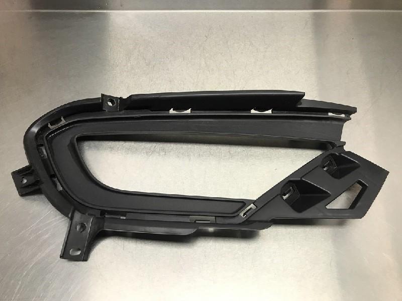 BUMPERDEEL LINKS VOOR Hyundai i20 (GBB) (|86562C8110|), Gebruikt, Voor, Hyundai, Bumper